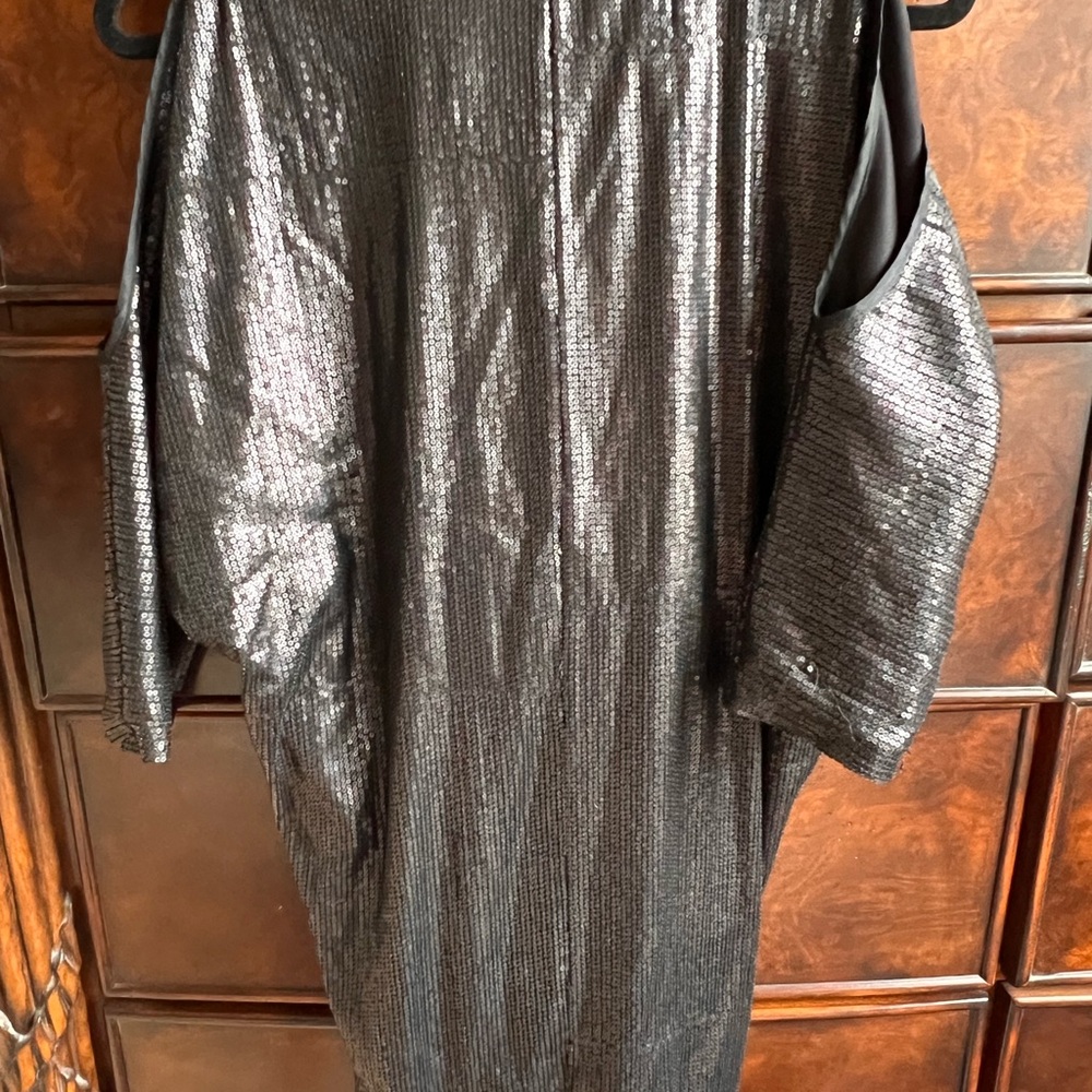 Marc Anthony Silver Gray Dolman Sleeve Cocktail Dress